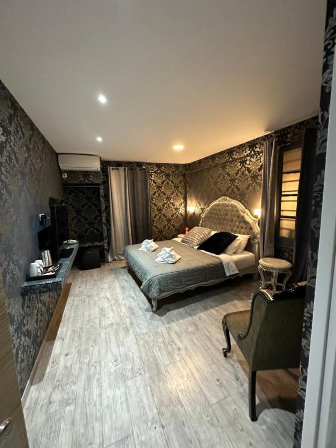 Roh Suites Athena Bagian luar foto