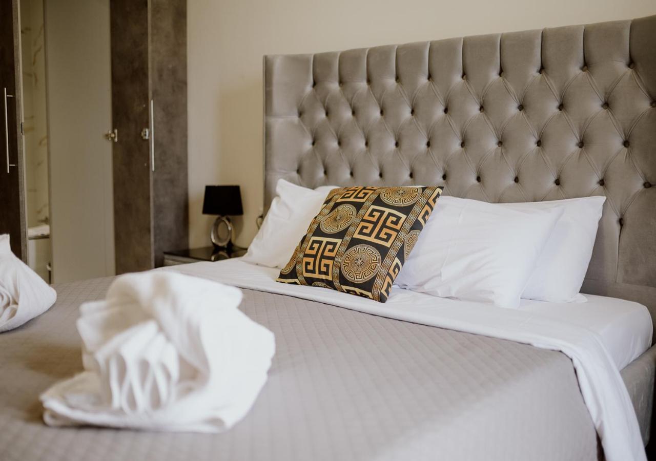Roh Suites Athena Bagian luar foto